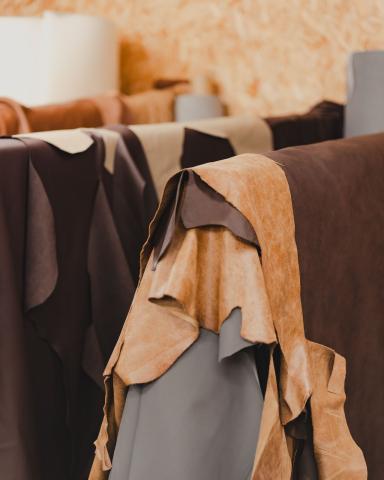 hochwertige Leder für Markensofas